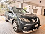 Nissan X-Trail . 2015