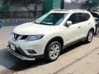 Nissan X-Trail 2015