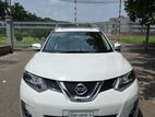 Nissan X-Trail . 2016