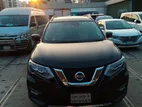 Nissan X-Trail . 2016