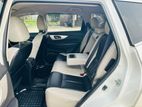 Nissan X-Trail . 2016