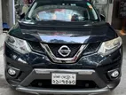 Nissan X-Trail . 2016