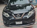 Nissan X-Trail Black colour 2015