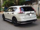 Nissan X-Trail Black Edition Hybrid 2016