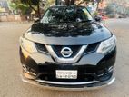 Nissan X-Trail Hybrid 2015