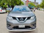 Nissan X-Trail Hybrid 2015