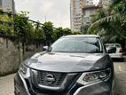 Nissan X-Trail . 2017