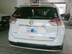 Nissan X-Trail . 2016