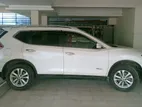 Nissan X-Trail . 2016
