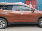 Nissan X-Trail . 2016