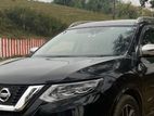 Nissan X-Trail . 2017