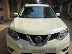 Nissan X-Trail Premium 2015