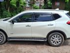 Nissan X-Trail . 2017