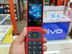 Nokia 2720 Flip . (Used)