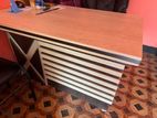 নতুন এর মত ৪ফিট টেবিল