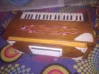 নতুন হারমনিয়াম