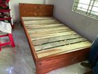 নতুন সিঙ্গেল খাট