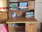 নতুনের মতো রিডিং টেবিল – কম দামে!