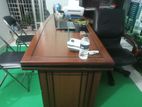 Desk sell