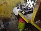 ওমেরা গ্যাস ভর্তি সিলিন্ডার,সিঙ্গেল গ্যাসের চুলা ও একটা ১.৮ এর ২ রাইসকুক