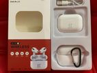 One plus Pro airpod sell,(cover free)