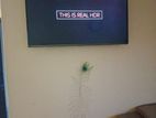 Original Samsung 43" Smart Full HD TV.