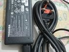 Original TOSHIBA 90W Charger