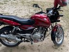 Bajaj Pulsar 150 . 2015