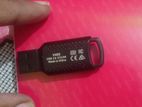 Pendrive (32 GB)