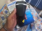 philips wet and dry electic shaver AT610