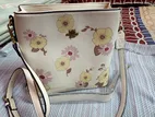 ফ্লোরাল ব্যাগ