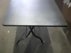 ফোল্ডিং টেবিল