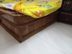 ফরেন ফার্নিচার এর বক্স খাট