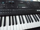 Yamaha PSR E 473