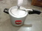 Pressure Cooker(hawkins)