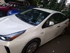 Toyota Prius . 2019