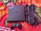 Ps4 slim 1 tb. Software version 11.02 with rdr 2 disk