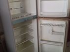 পুরাতন ফ্রিজ বিক্রি হবে!