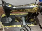 পুরাতন সেলাই মেশিন