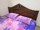 Queen Size Bed 5.5X7 feet