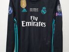 Real Madrid 17/18 Away kit