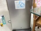 Singer Fridge