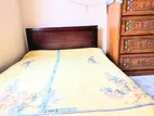 Regal Bed, Size 4 X 6.8 Feet