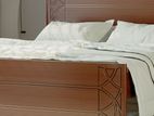 Regal Furniture মেহগনি ডাবল বেড