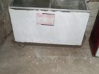 Frige for sell