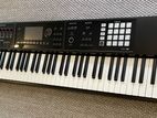 Roland FA-08 Piano (88 Ivory Hammer Keys) & 16 Pads (Display Problem)