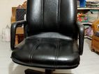 Rolling chair