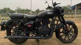 Royal Enfield Classic 350 . 2025