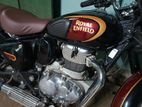 Royal Enfield Classic 350 . 2025