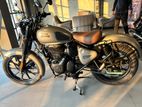 Royal Enfield Classic 350 . 2025